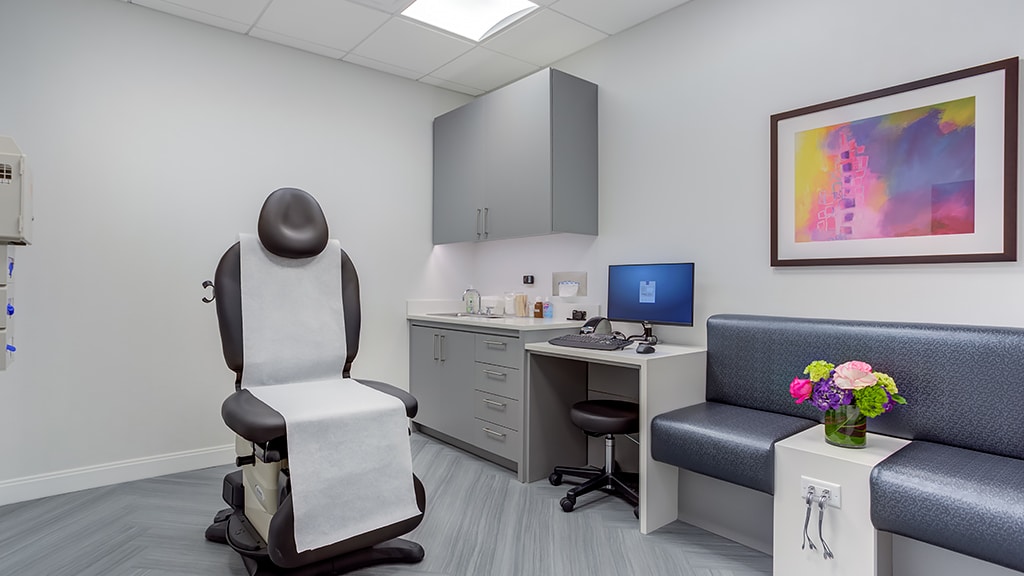 Naperville Dermatology | Dermatologists | Derick Dermatology